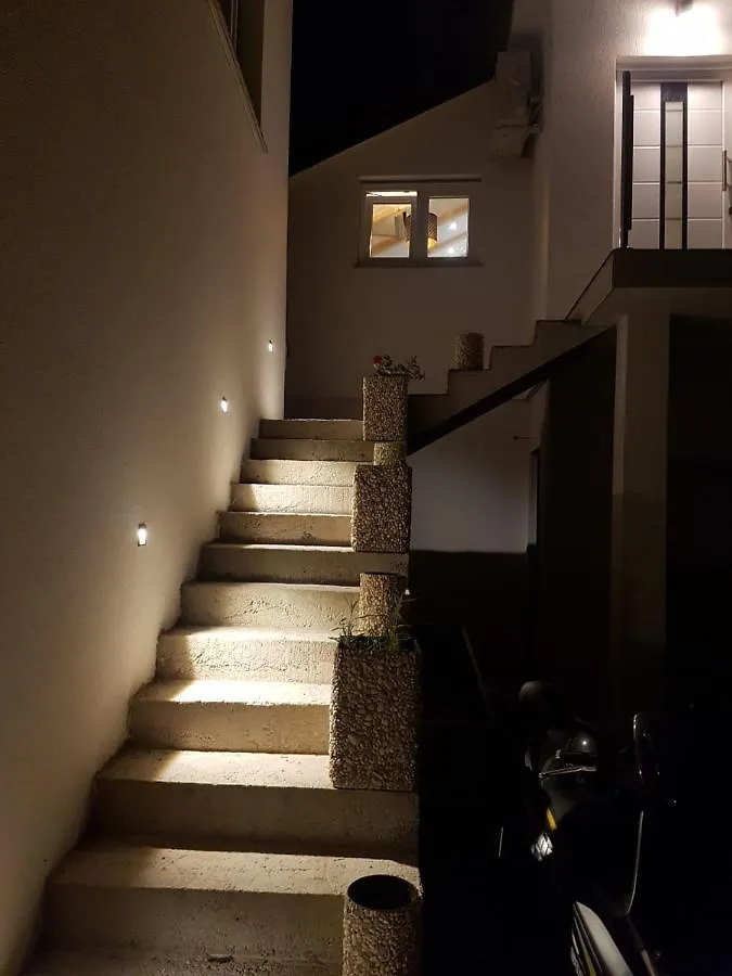 Apartments And Rooms Ivana Krk Town